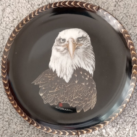 Handcrafted Eagle Decorative Plate - Picture 1 of 4